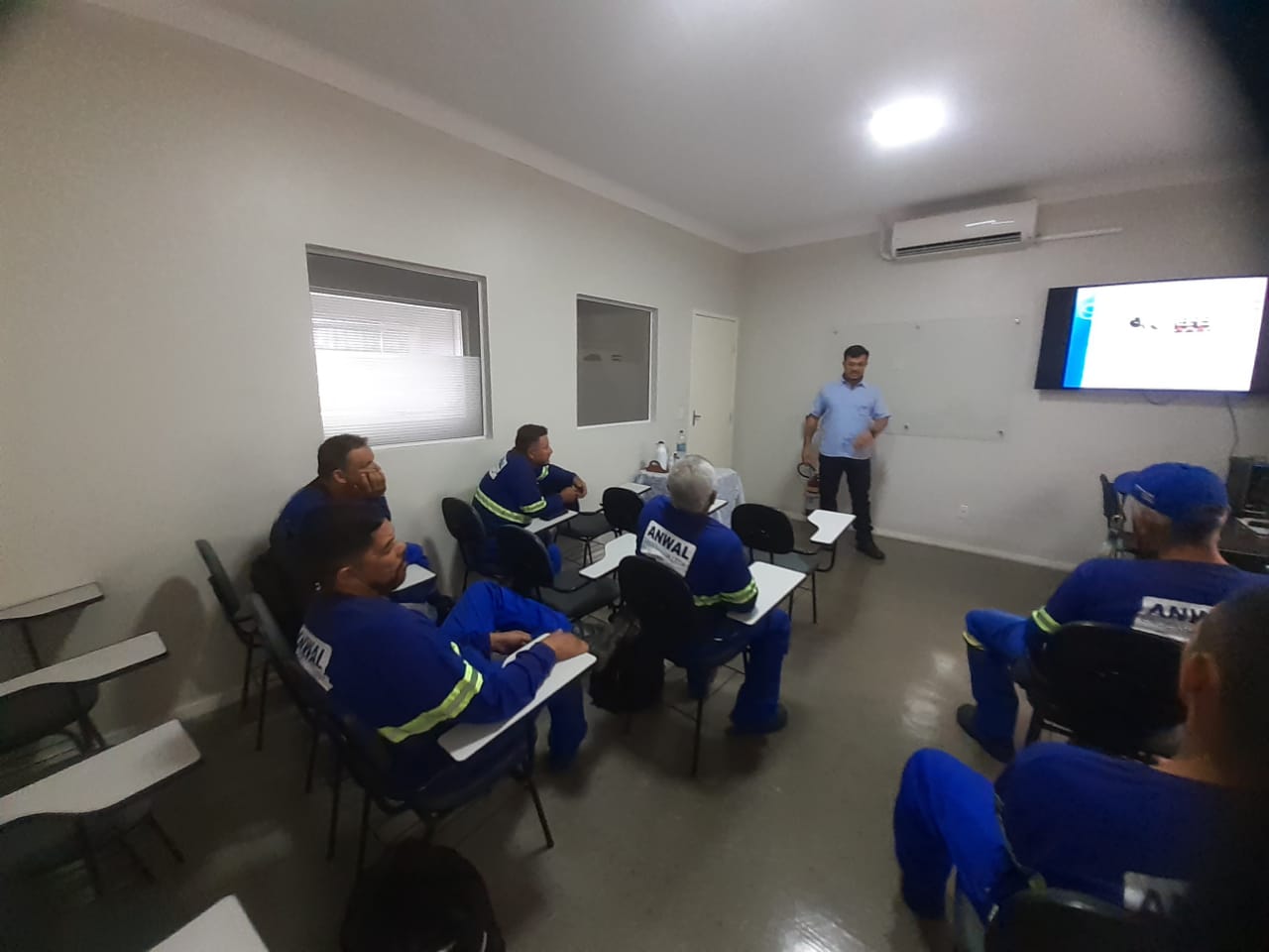 WhatsApp Image 2023-02-10 at 16.56.38 (3).jpeg